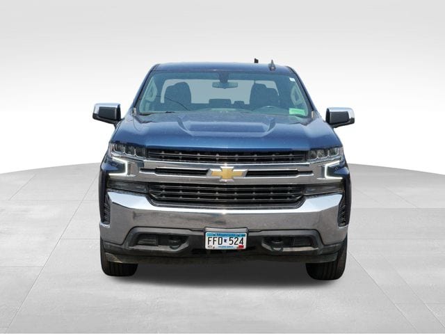 Used 2021 Chevrolet Silverado 1500 LT with VIN 3GCPYDEKXMG104389 for sale in Burnsville, Minnesota