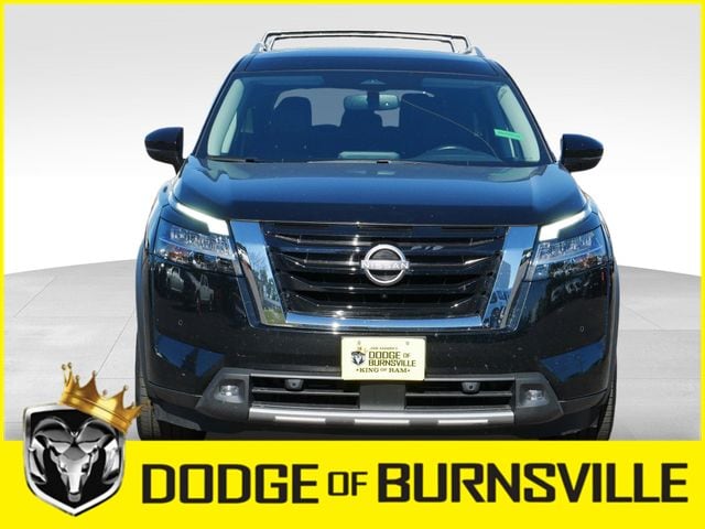 Used 2022 Nissan Pathfinder SL with VIN 5N1DR3CC6NC204477 for sale in Burnsville, Minnesota