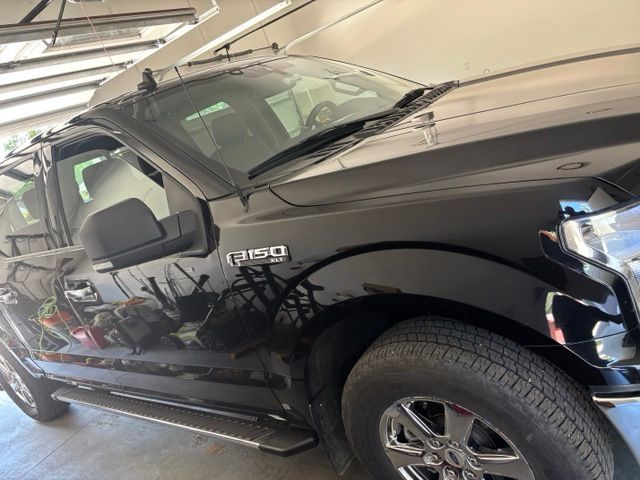 Used 2019 Ford F-150 XLT with VIN 1FTEW1EP6KKE80200 for sale in Burnsville, Minnesota