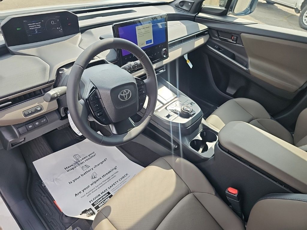 2026 Toyota bZ Woodland Woodland Premium - Photo 14