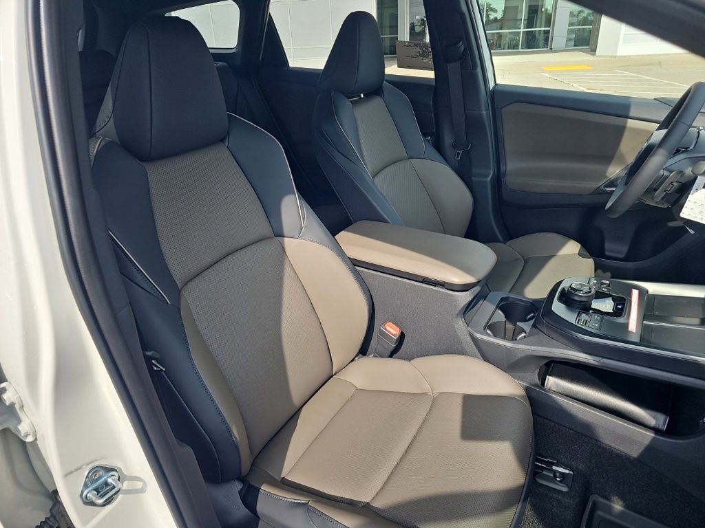 2026 Toyota bZ Woodland Woodland Premium - Photo 27