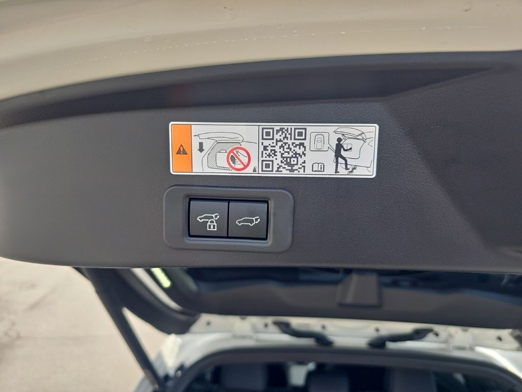 2026 Toyota bZ Woodland Woodland Premium - Photo 23