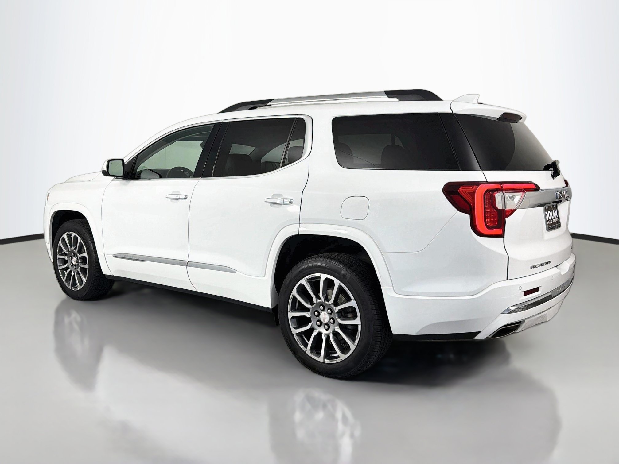 Used 2022 GMC Acadia Denali Sport Utility