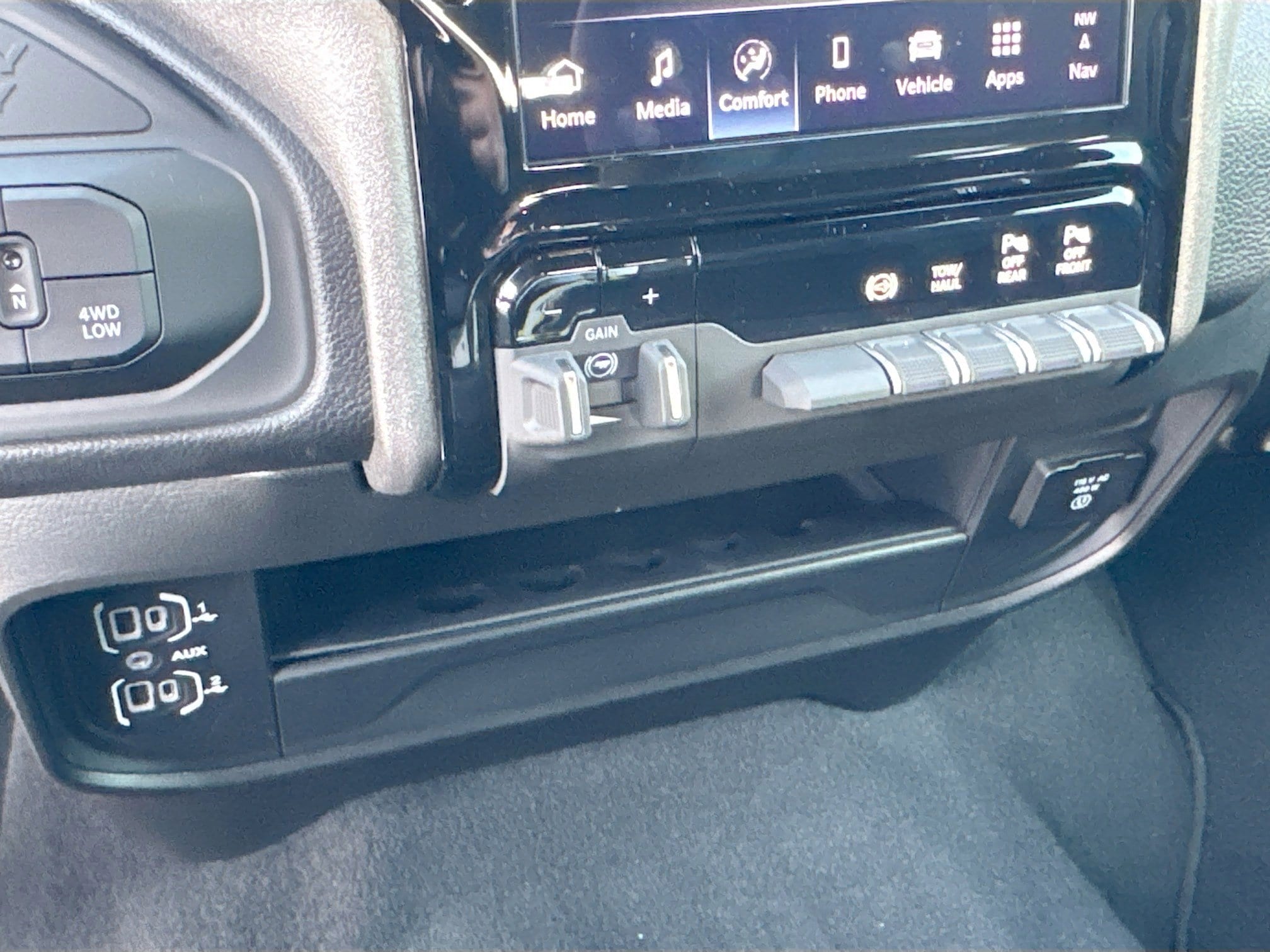 2025 RAM 2500 Tradesman - Photo 38