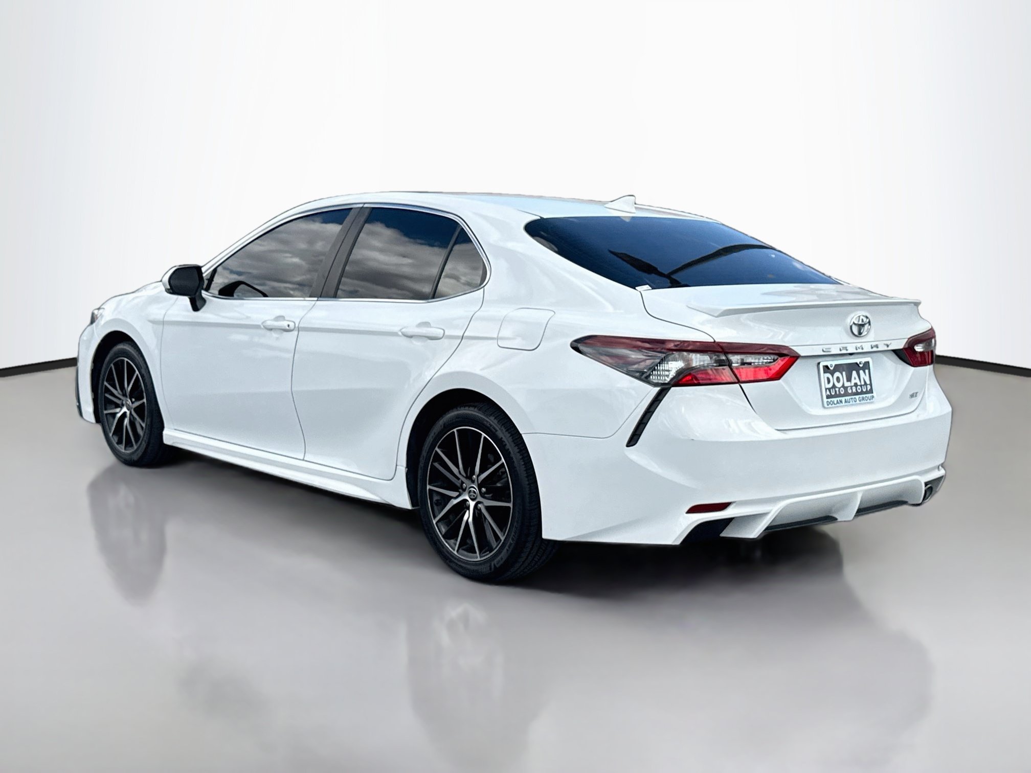 Used 2023 Toyota Camry SE 4dr Car