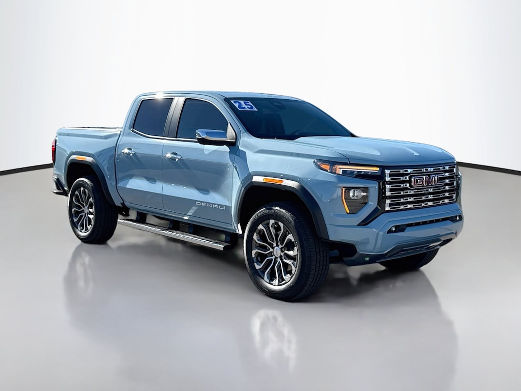 Used 2025 GMC Canyon Denali Crew Cab Pickup
