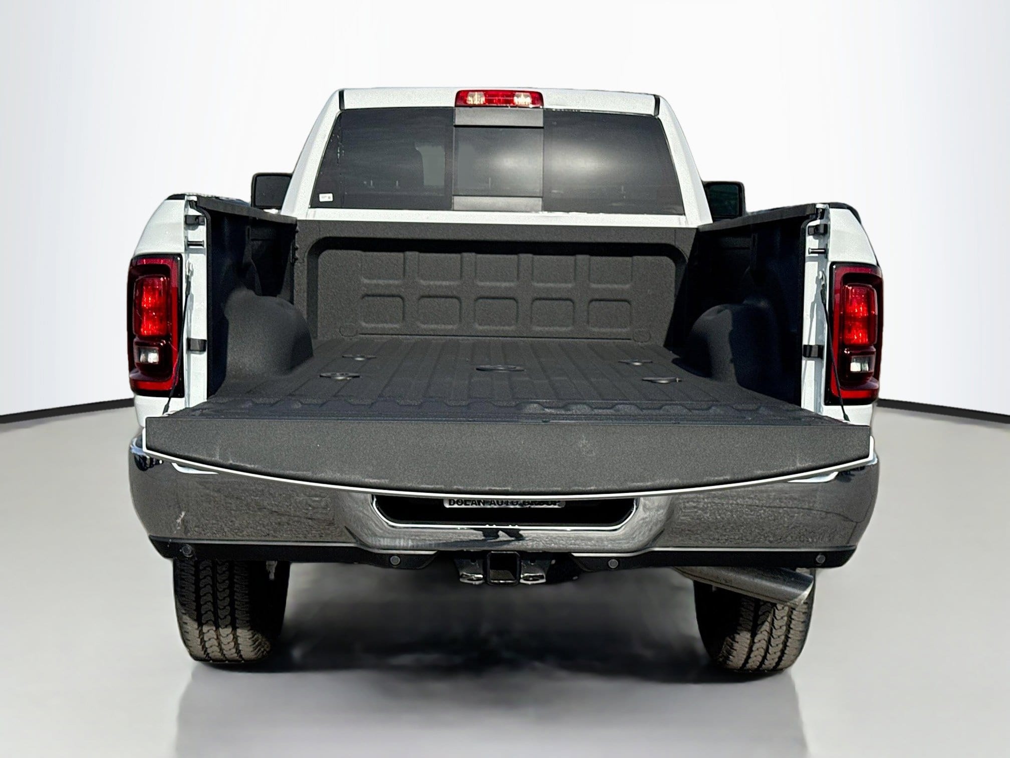2025 RAM 2500 Tradesman - Photo 16