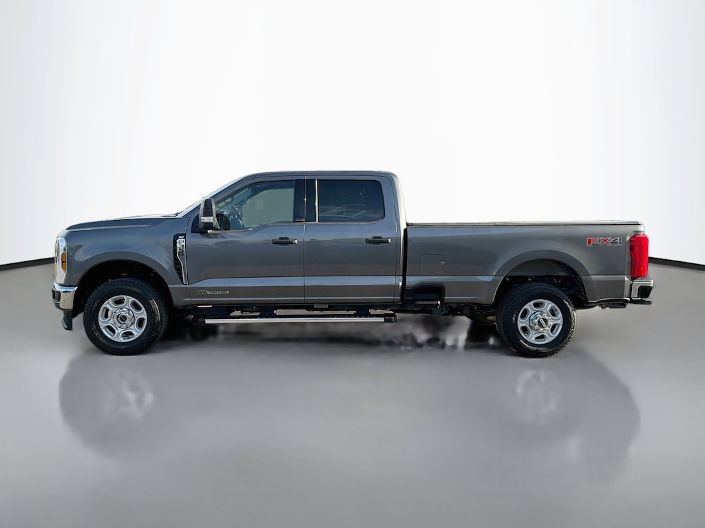 Used 2025 Ford F-350 Crew Cab Pickup