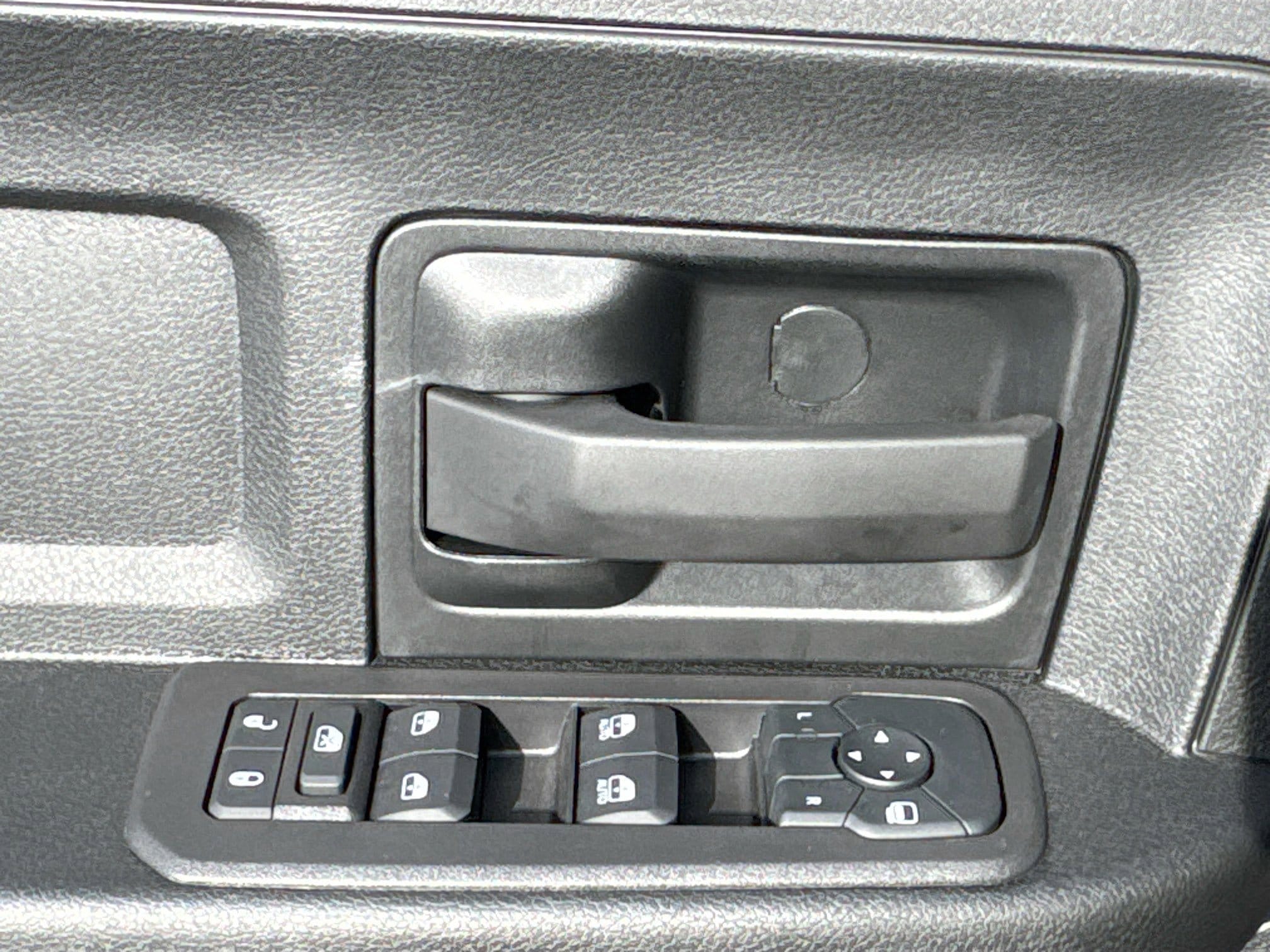 2025 RAM 2500 Tradesman - Photo 24
