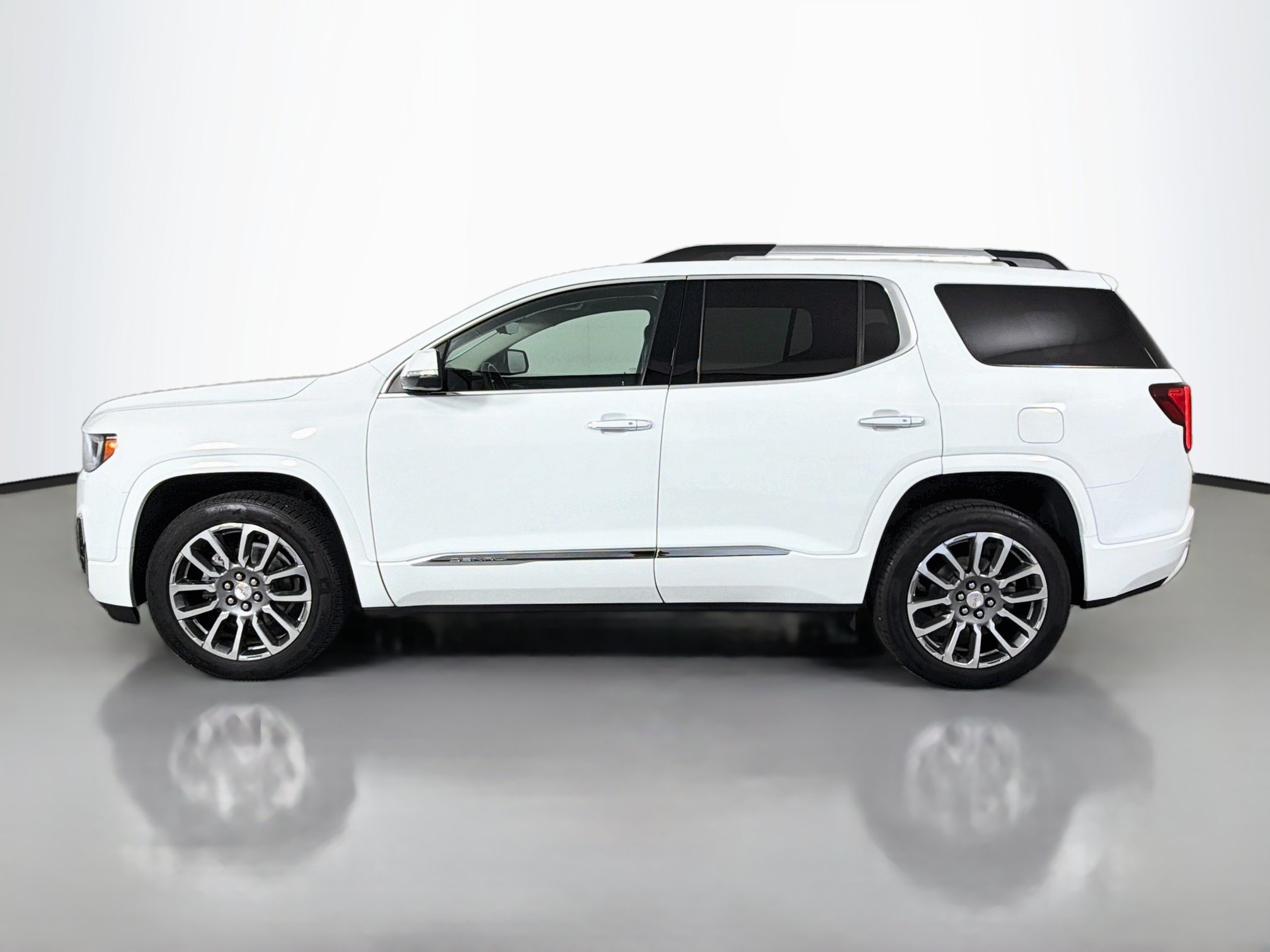 Used 2022 GMC Acadia Denali Sport Utility
