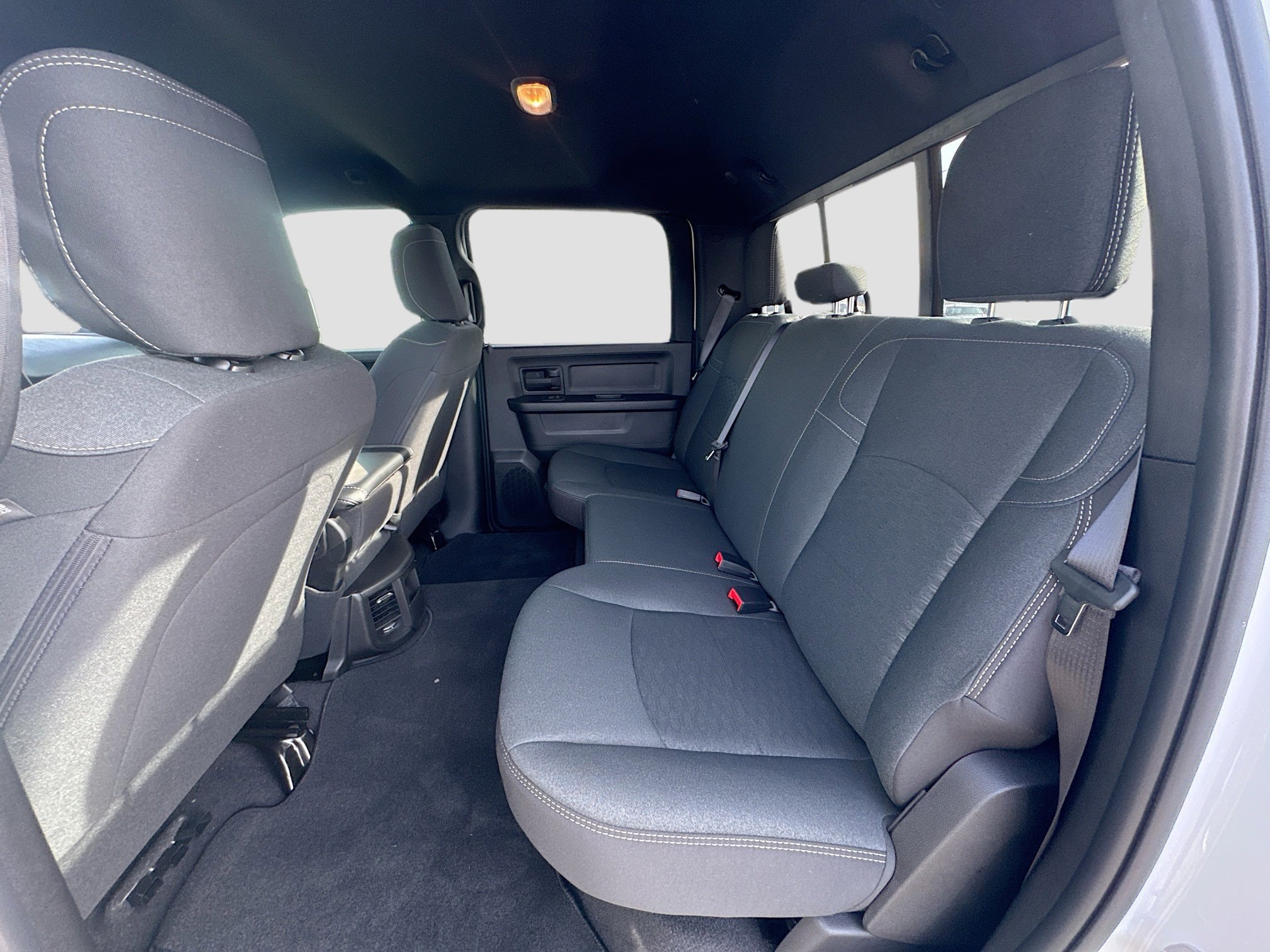 2025 RAM 2500 Tradesman - Photo 28