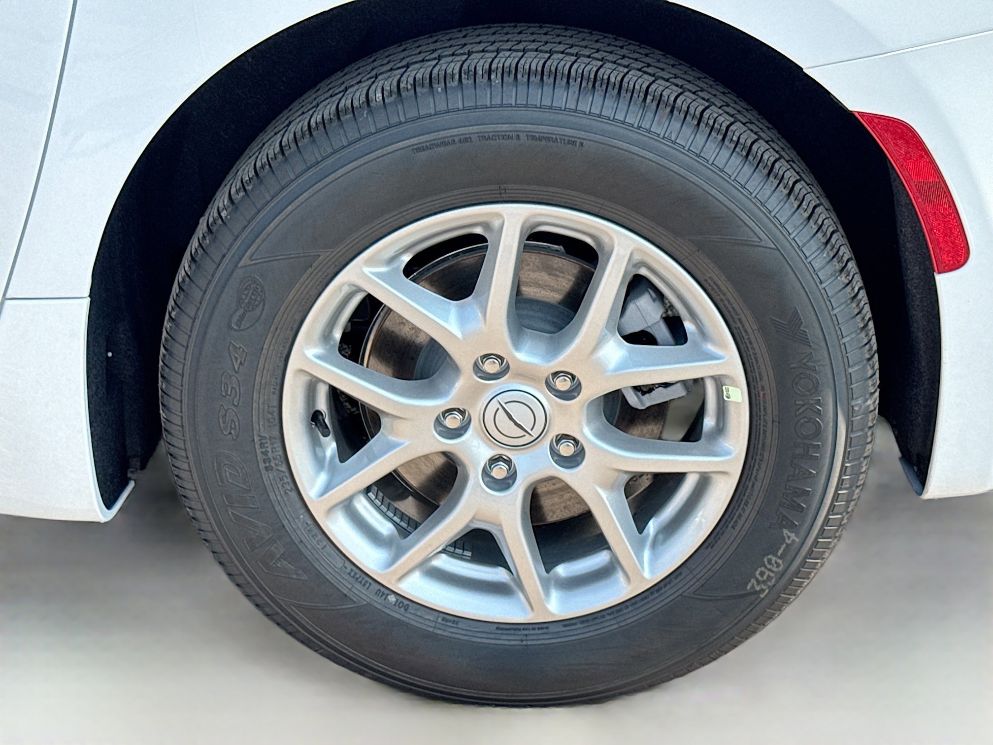 2026 Chrysler Voyager LX - Photo 36