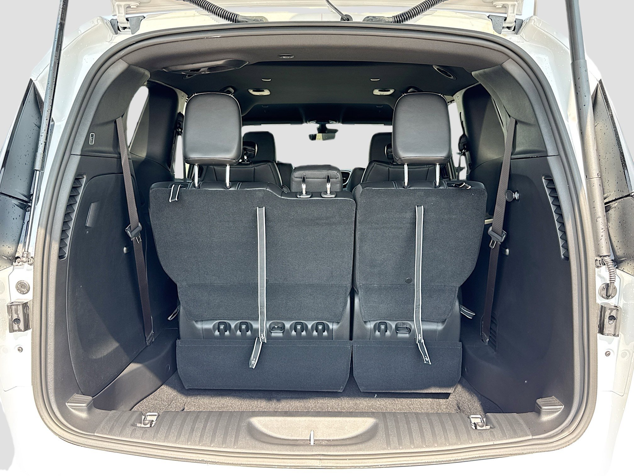 2026 Chrysler Voyager LX - Photo 12