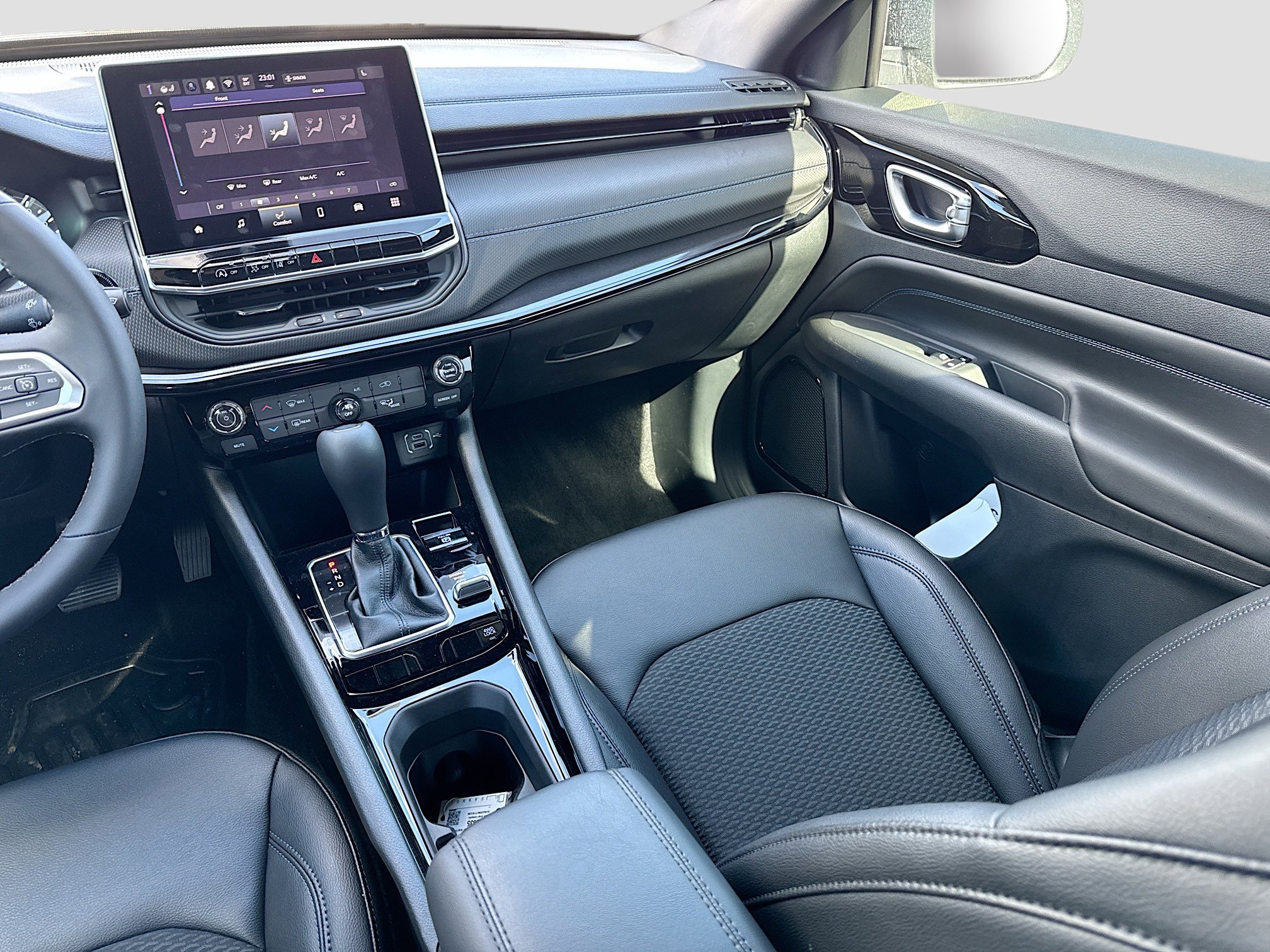 2026 Jeep Compass Latitude Altitude - Photo 15