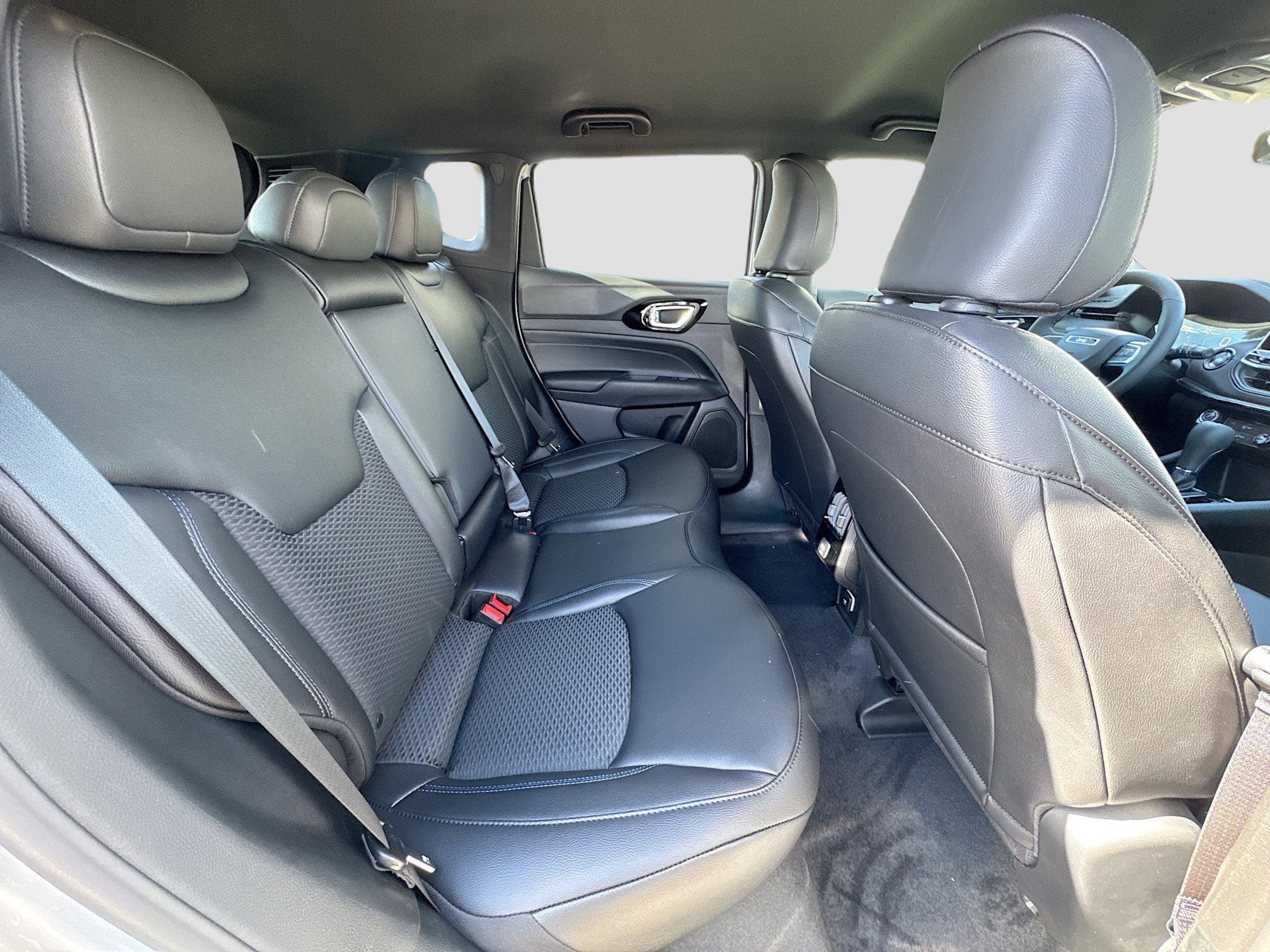2026 Jeep Compass Latitude Altitude - Photo 25