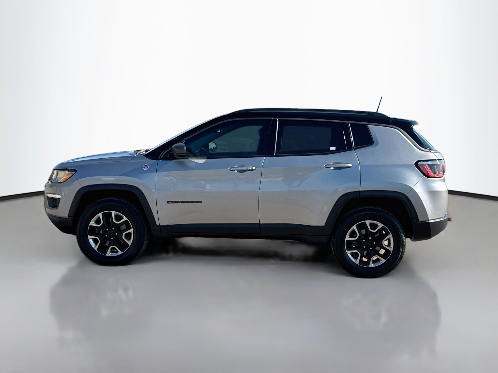 Used 2018 Jeep Compass Trailhawk 4x4 Sport Utility