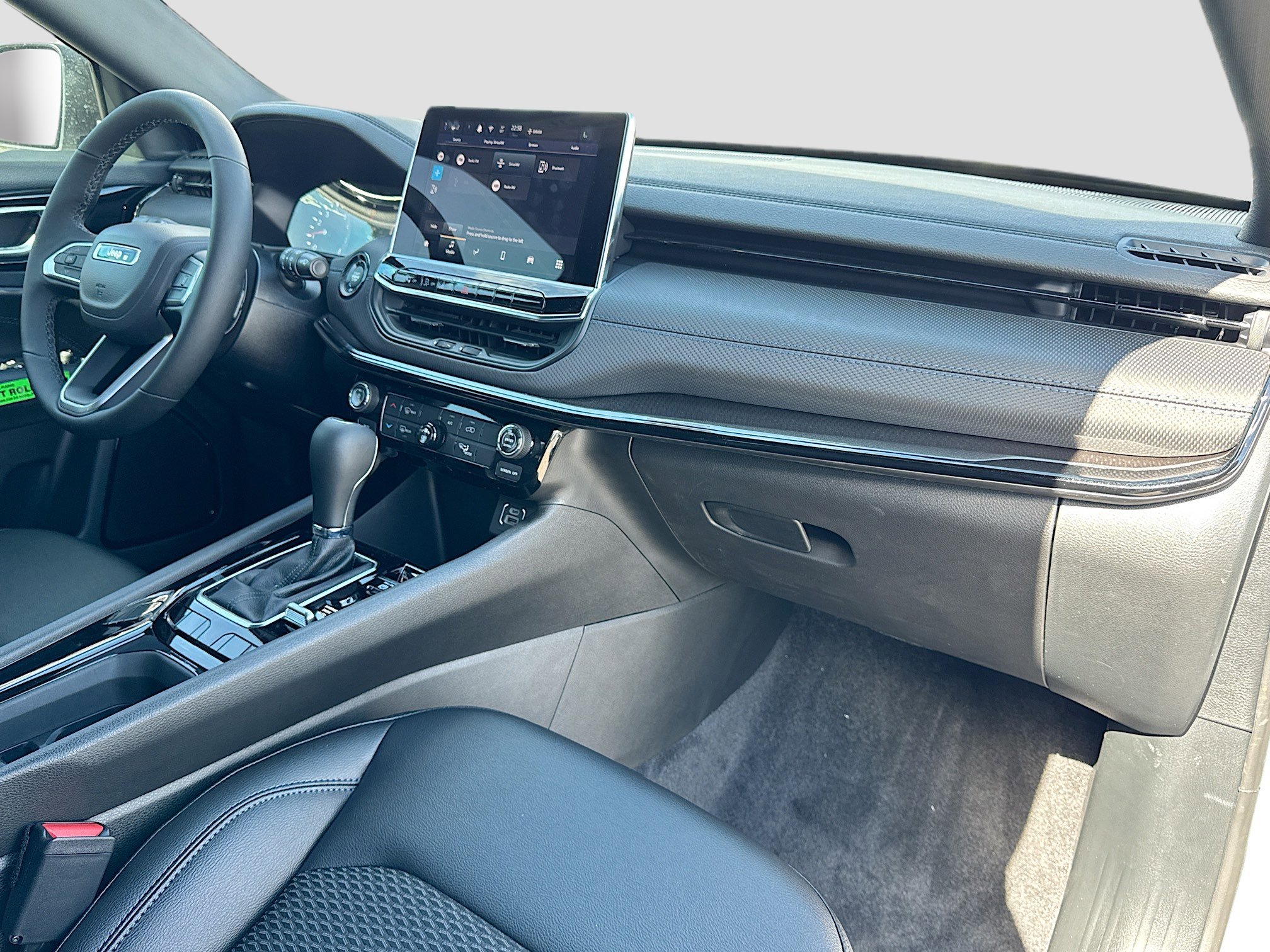 2026 Jeep Compass Latitude Altitude - Photo 23