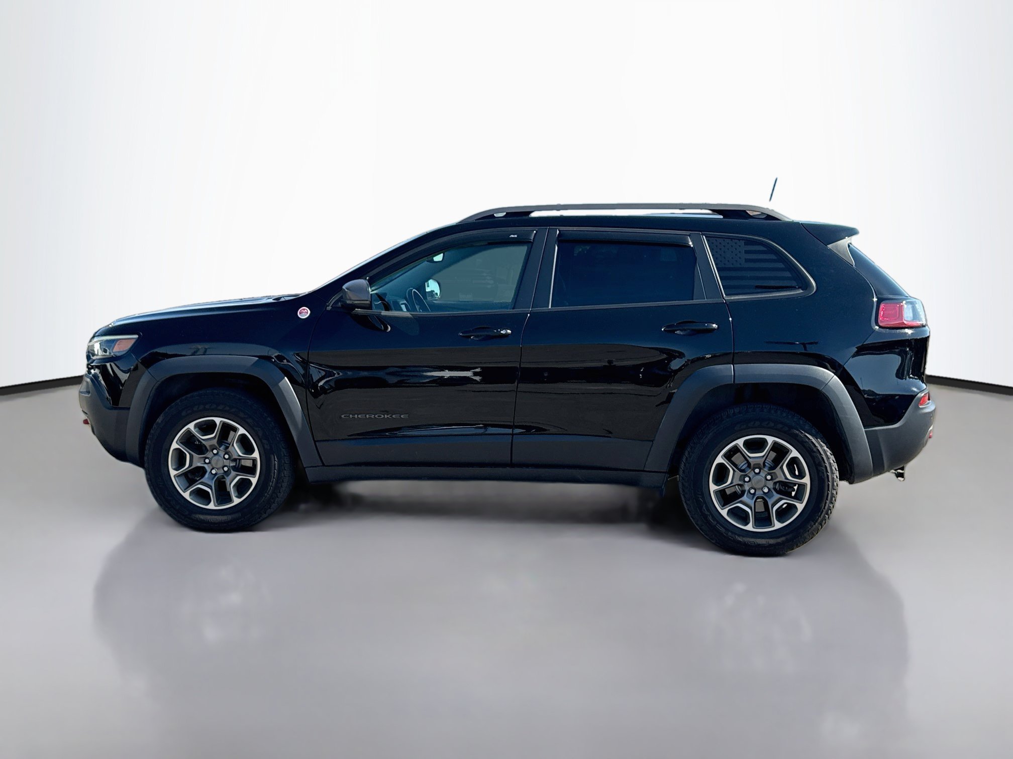Used 2020 Jeep Cherokee Trailhawk Sport Utility