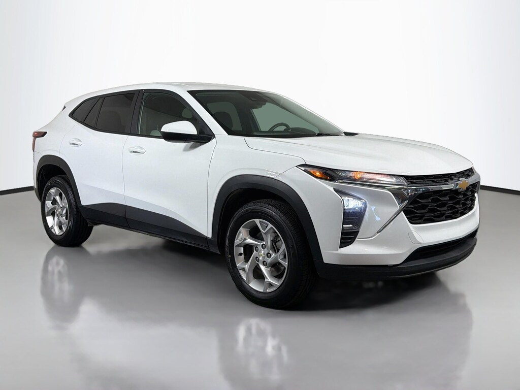Used 2024 Chevrolet Trax LS Sport Utility