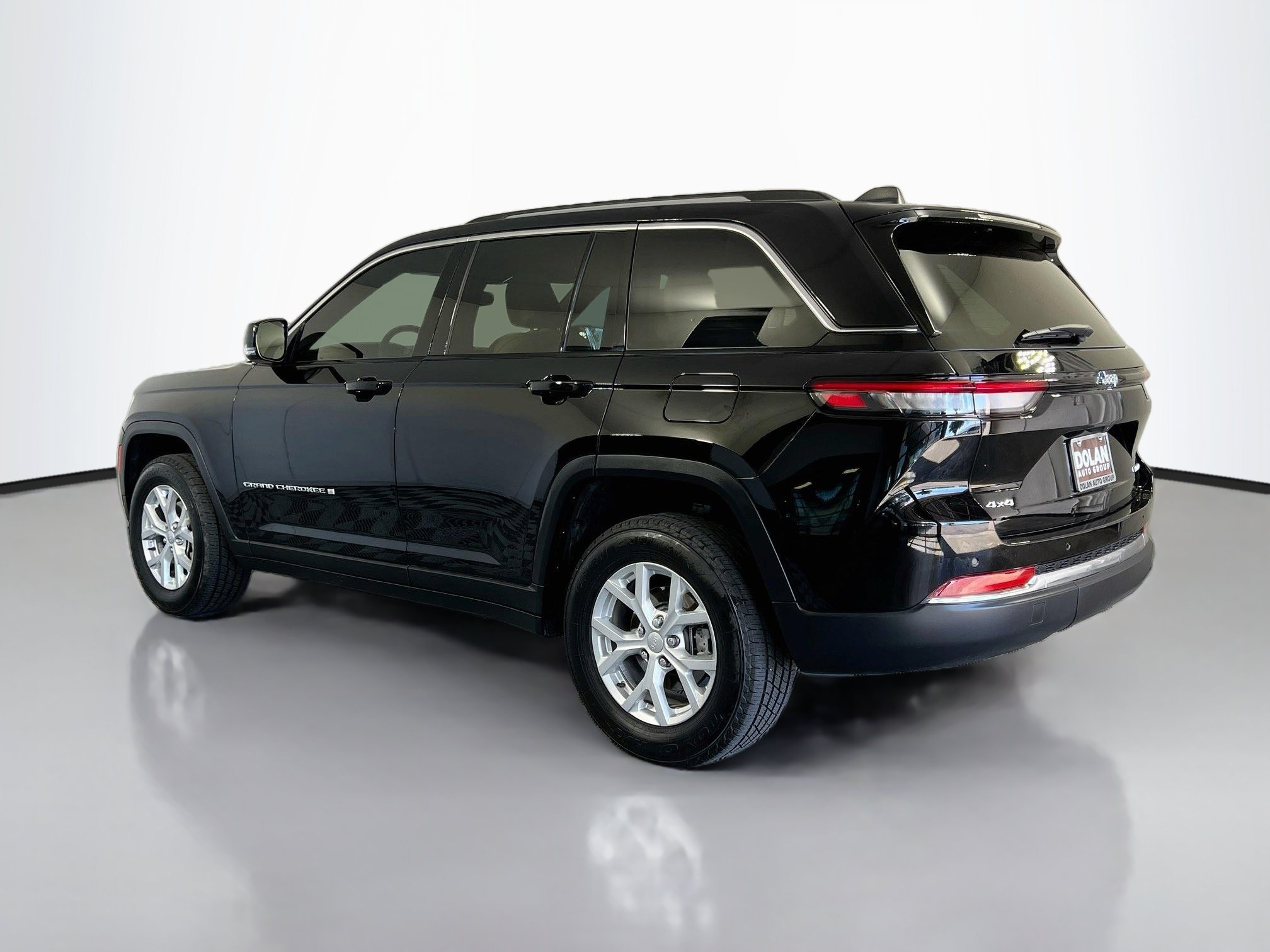 Used 2023 Jeep Grand Cherokee Limited Sport Utility