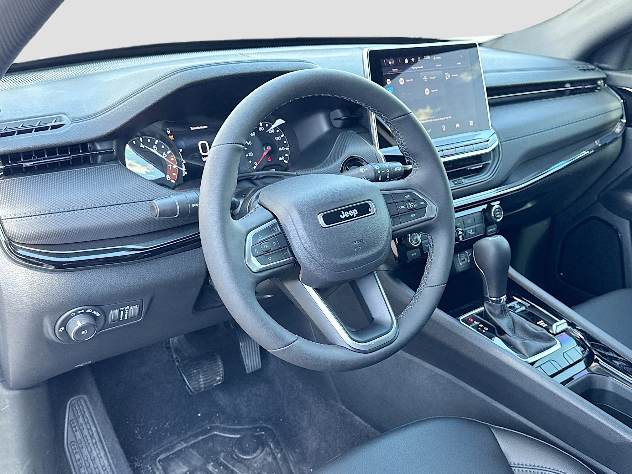 2026 Jeep Compass Latitude Altitude - Photo 9