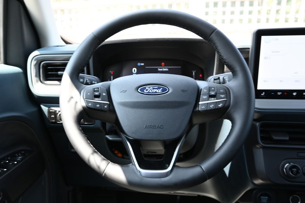 2025 Ford Maverick XLT - Photo 7