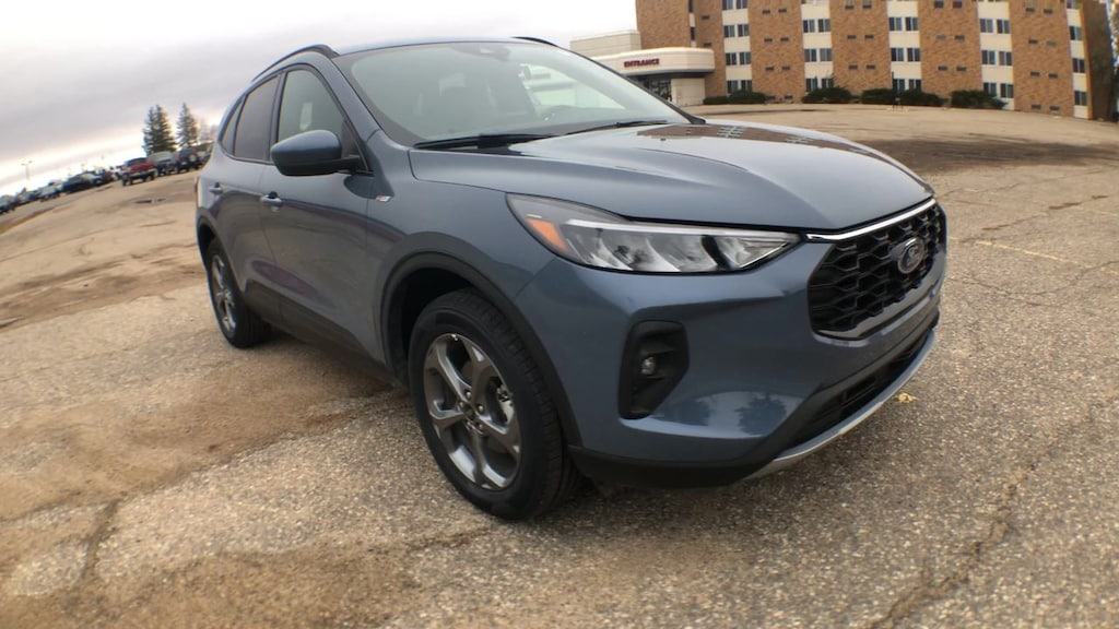 Used 2025 Ford Escape ST-Line Select Sport Utility