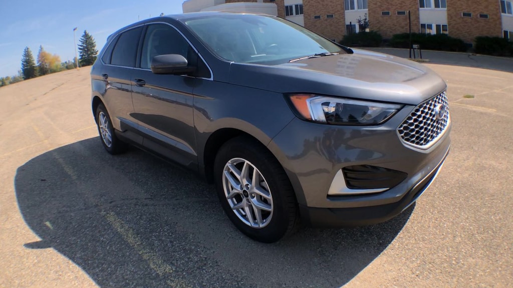 Used 2024 Ford Edge SEL Sport Utility
