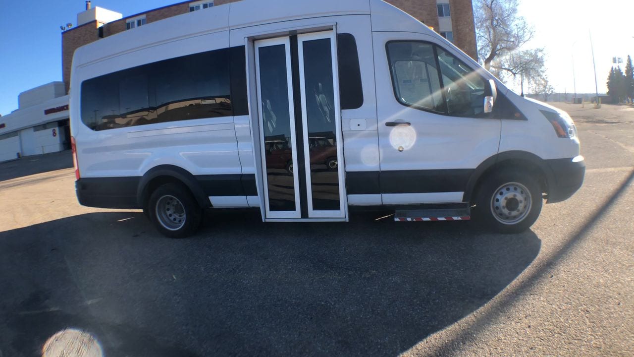 2018 Ford Transit Wagon XL - Photo 9