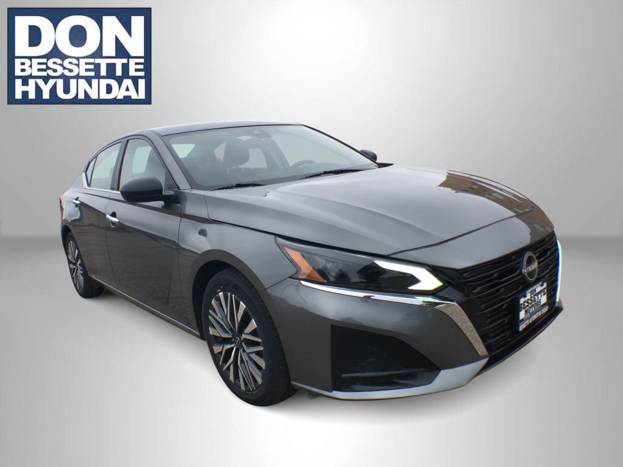 Used 2025 Nissan Altima SV Car