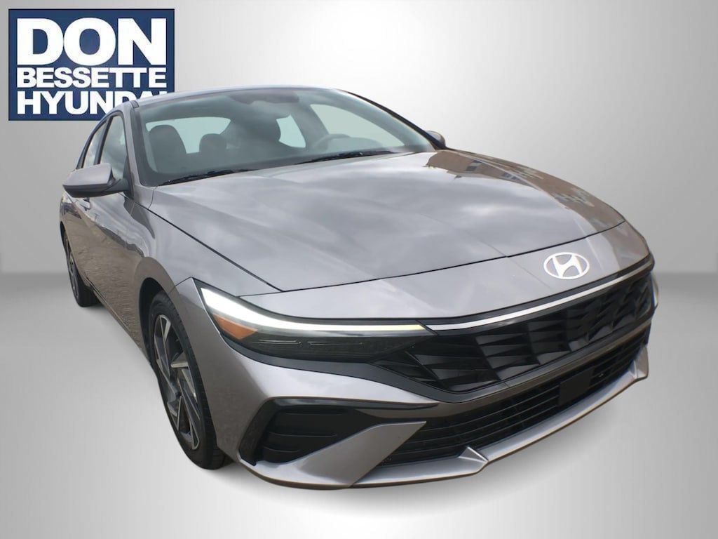 Certified 2025 Hyundai Elantra SEL Convenience Car