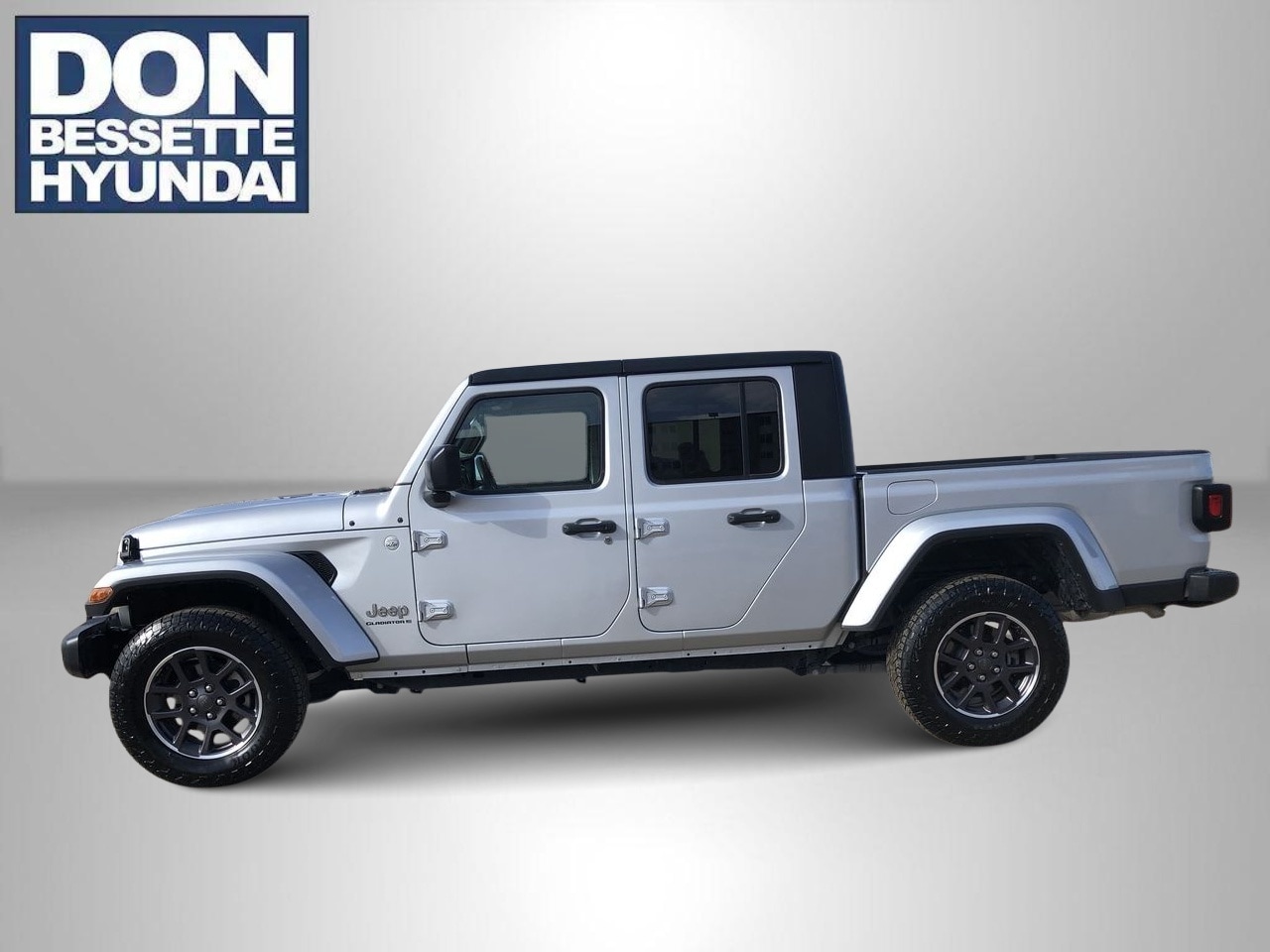 2023 Jeep Gladiator