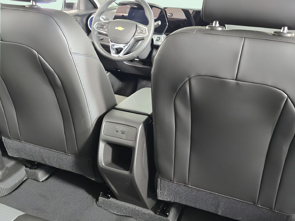 2026 Chevrolet Trax LT - Photo 16