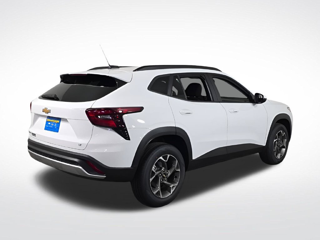 2026 Chevrolet Trax LT - Photo 7