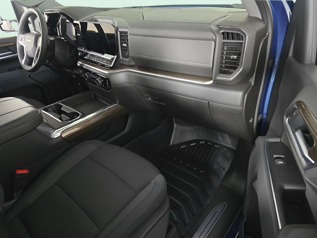 2026 Chevrolet Silverado 3500 HD LT - Photo 13