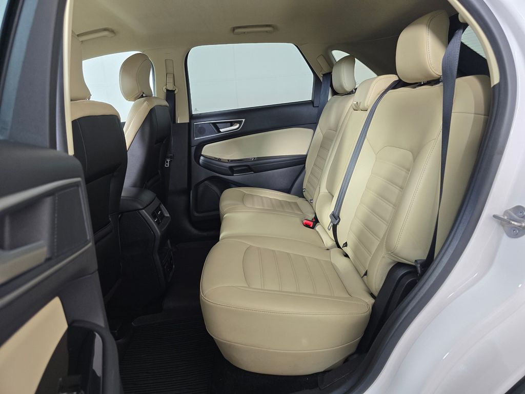 2019 Ford Edge SEL - Photo 14