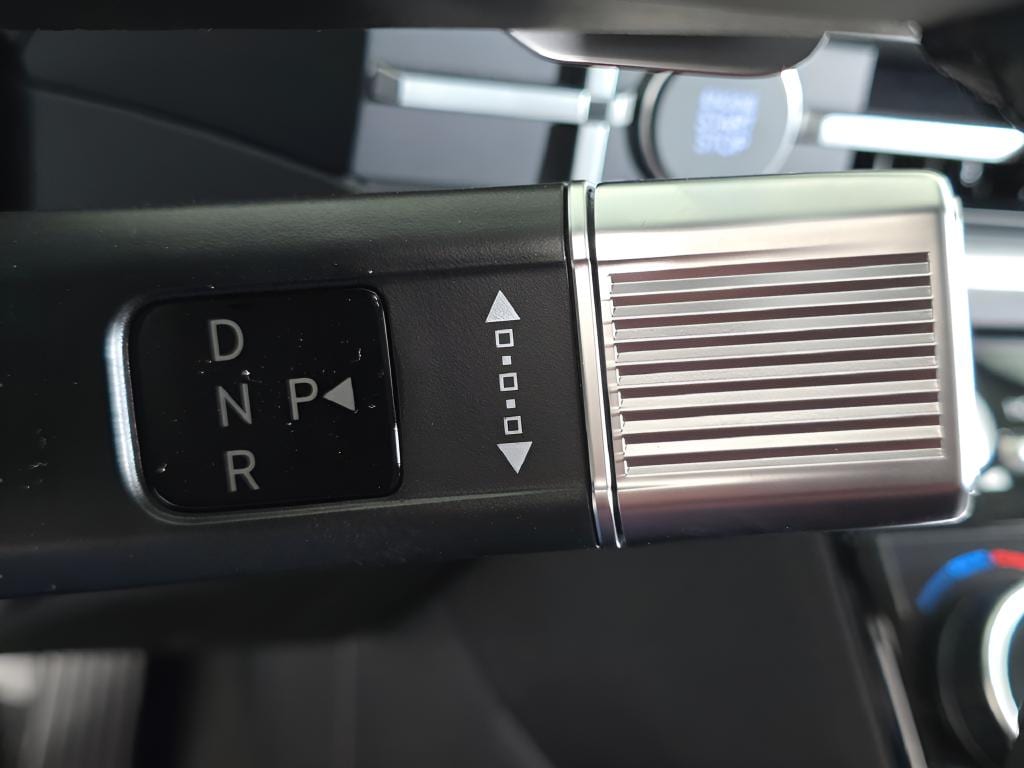 2026 Hyundai Santa Fe SE - Photo 28