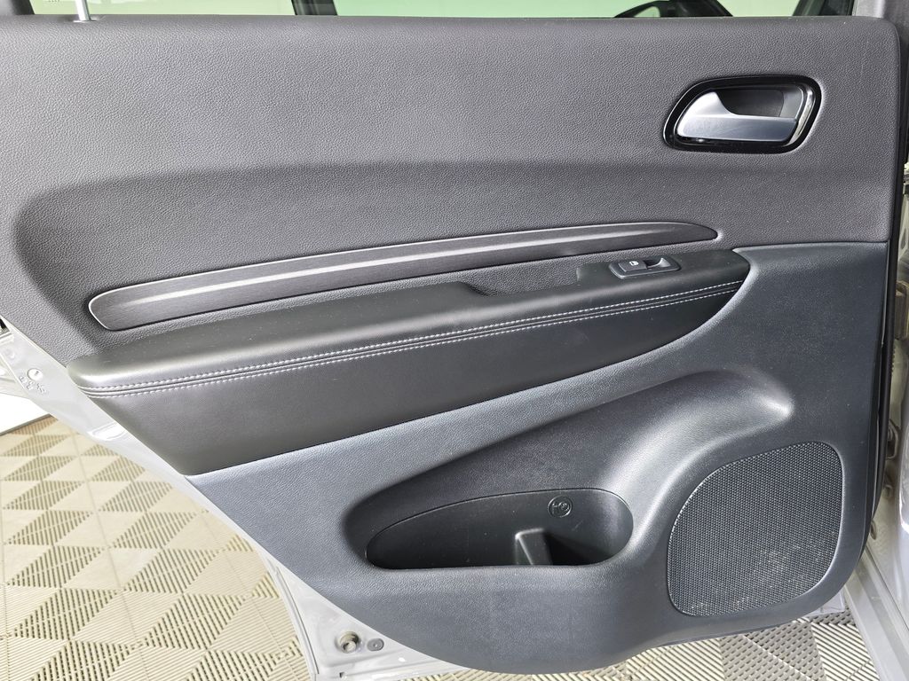 2022 Dodge Durango SXT - Photo 32