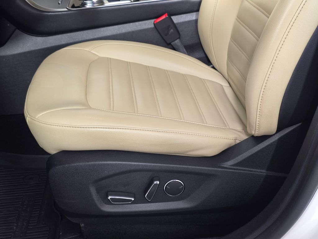 2019 Ford Edge SEL - Photo 11