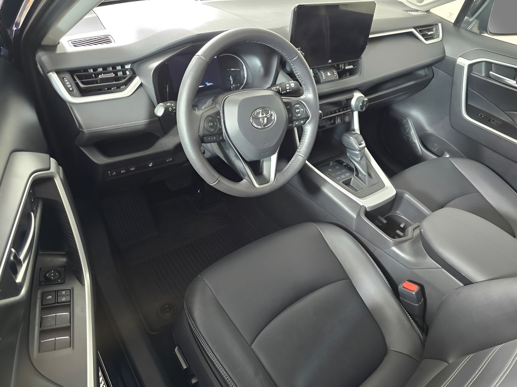 2024 Toyota RAV4 XLE Premium - Photo 11