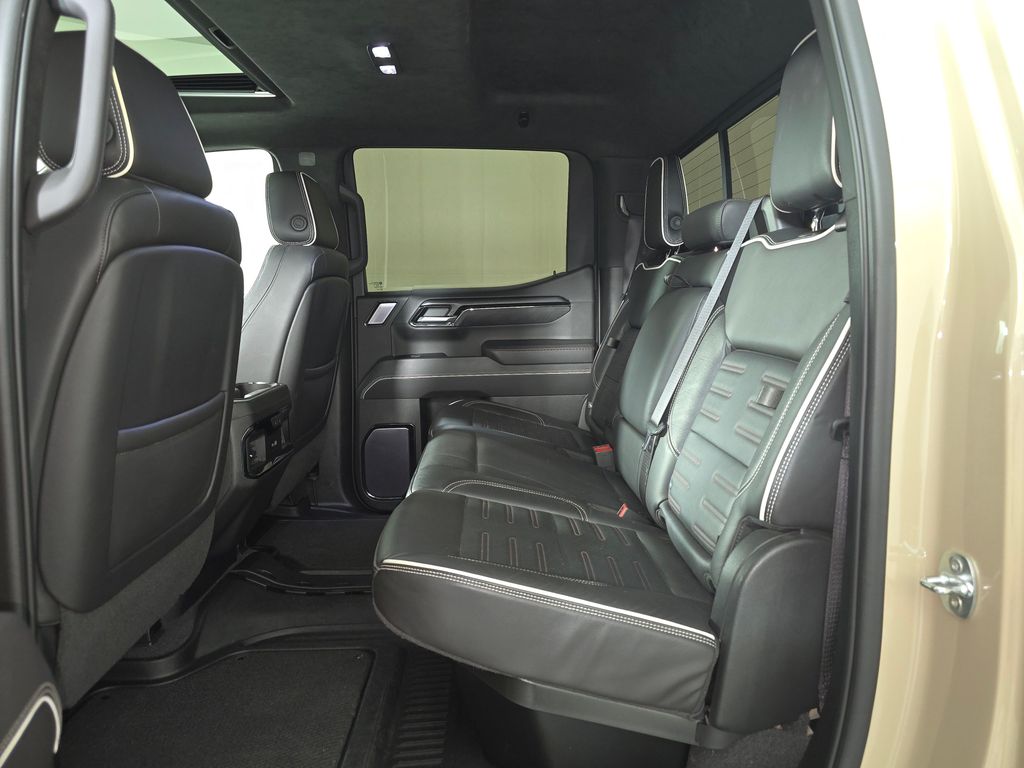 2023 GMC Sierra 1500 AT4X - Photo 13