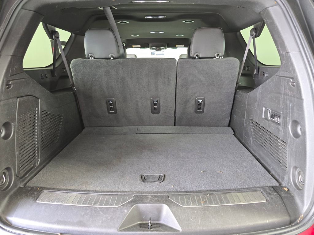 2022 Chevrolet Suburban RST - Photo 34