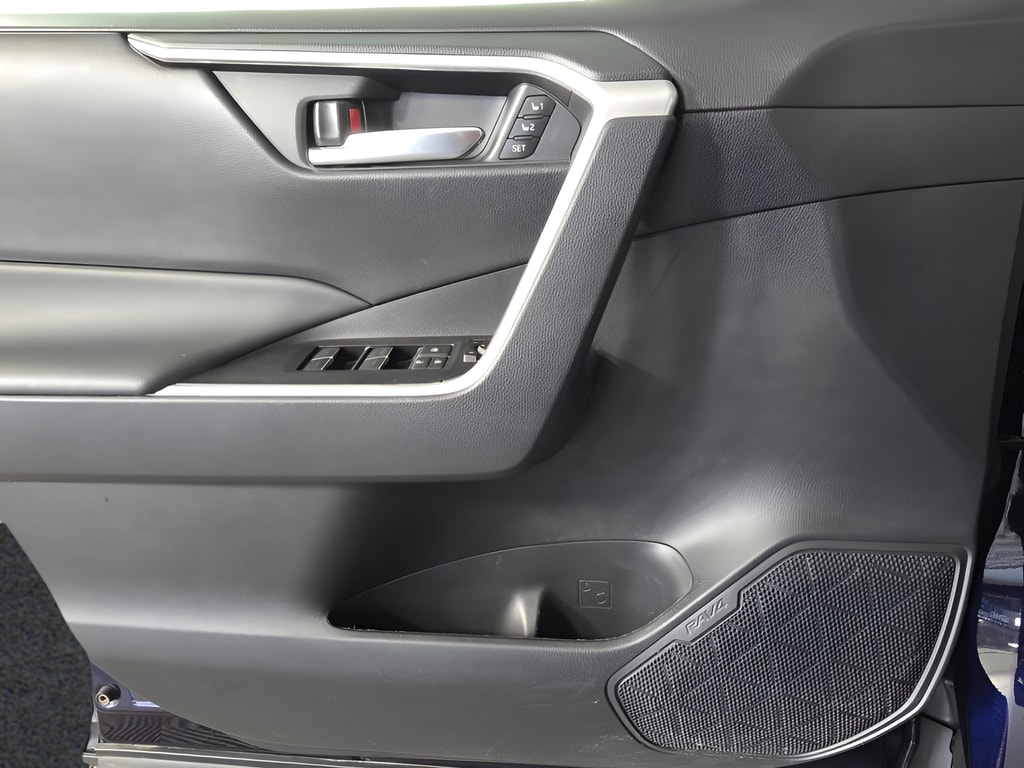 2024 Toyota RAV4 XLE Premium - Photo 33