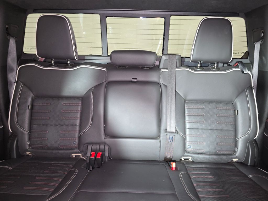 2023 GMC Sierra 1500 AT4X - Photo 12