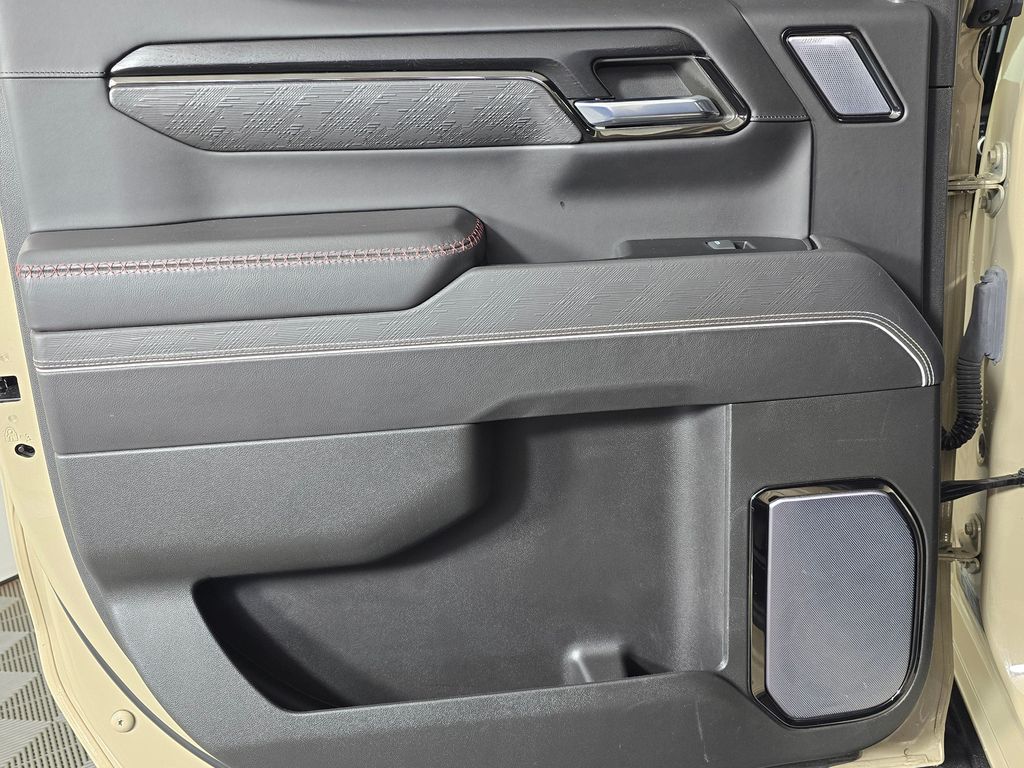 2023 GMC Sierra 1500 AT4X - Photo 33