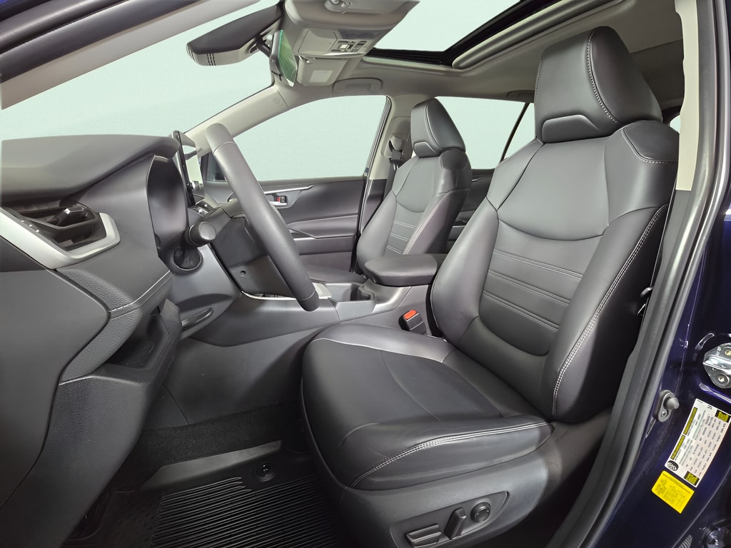 2024 Toyota RAV4 XLE Premium - Photo 12
