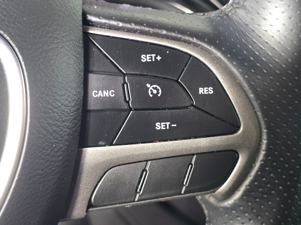 2022 Dodge Durango SXT - Photo 25