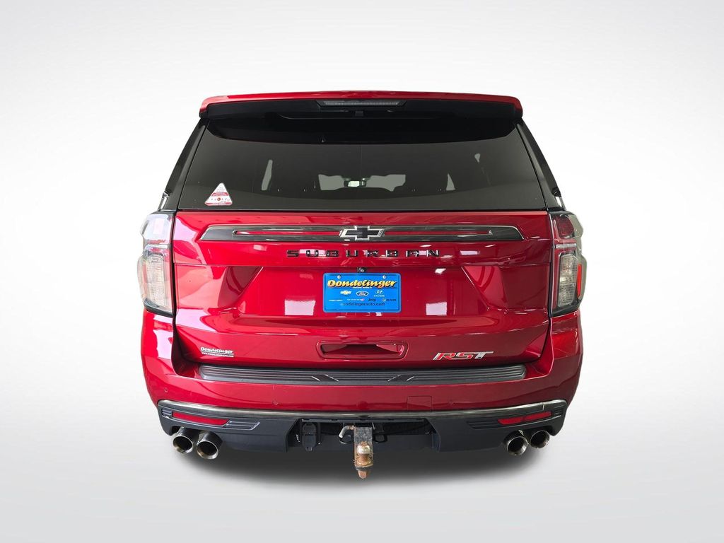 2022 Chevrolet Suburban RST - Photo 6