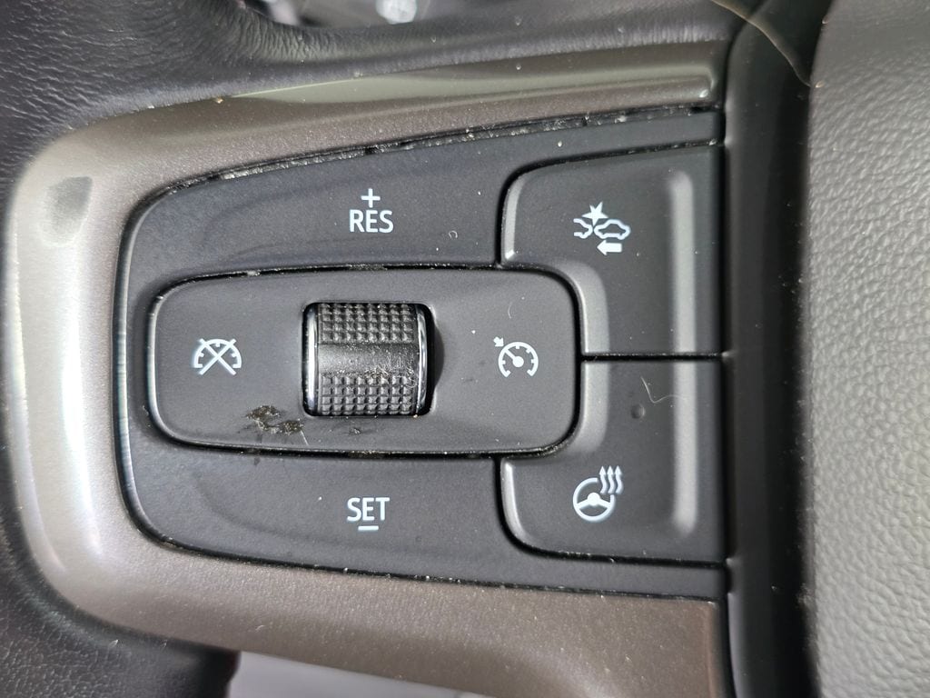 2022 Chevrolet Suburban RST - Photo 25