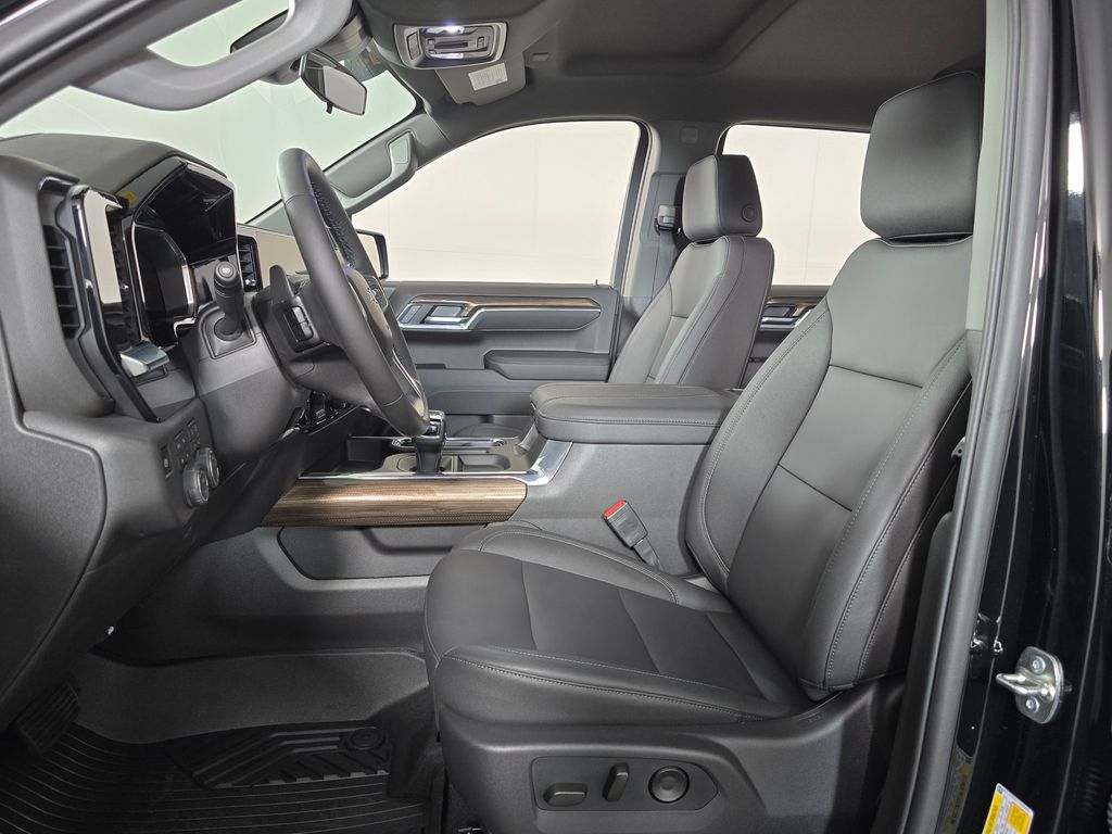 2026 Chevrolet Silverado 1500 LT Trail Boss - Photo 12